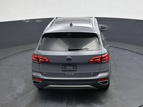 Used 2023 Volkswagen Taos SE w/ Panoramic Sunroof Package AWD/4WD image 25