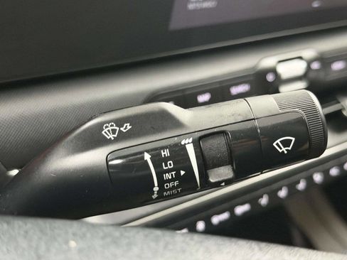 Used 2025 Kia K4 image 35