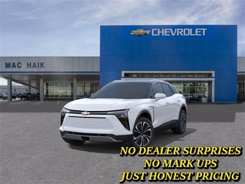 New 2025 Chevrolet Blazer EV LT image 8
