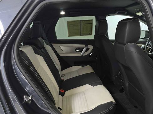 Used 2024 Land Rover Discovery Sport Dynamic SE image 15