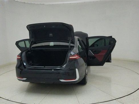 Used 2026 BMW 540i xDrive 540i xDrive image 72