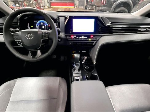 New 2026 Toyota Camry LE image 5