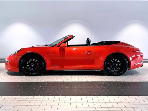 Used 2016 Porsche 911 Carrera GTS RWD image 2