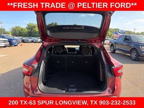 Used 2024 Chevrolet Trax RS FWD image 11