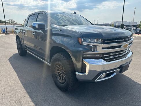 Used 2021 Chevrolet Silverado 1500 LTZ w/ LTZ Premium Package RWD image 2