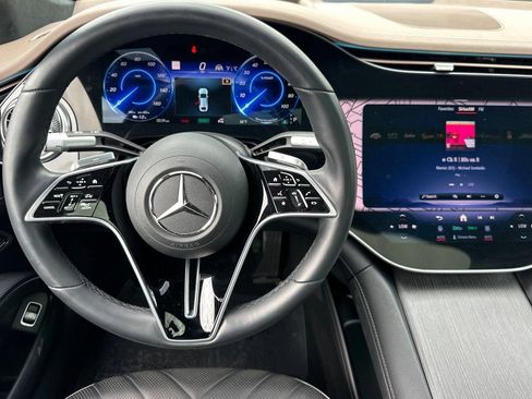 Certified 2023 Mercedes-Benz EQS 580 4MATIC Sedan image 29