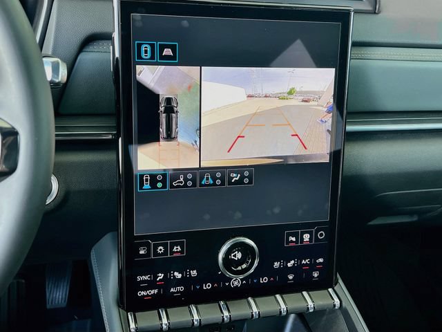 New 2027 GMC Terrain AT4 w/ Convenience Package III AWD/4WD image 9