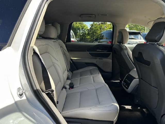 Certified 2024 Lincoln Nautilus Premier AWD/4WD image 37