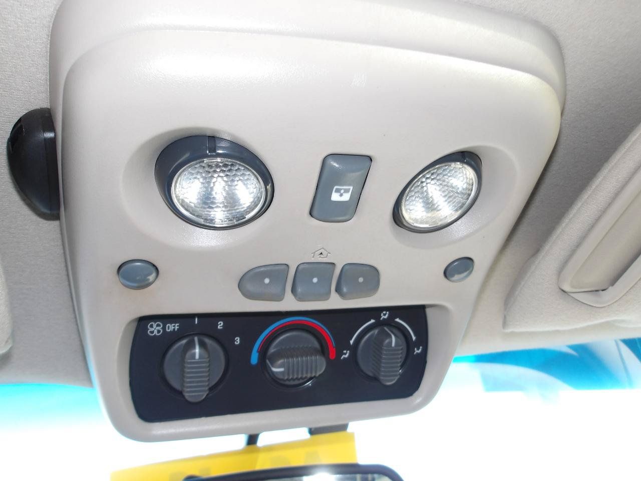 Used 2002 GMC Yukon XL SLT AWD/4WD image 21