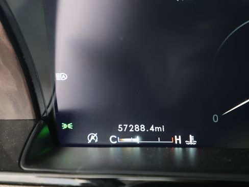 Used 2021 Lincoln Navigator Reserve w/ Luxury Package image 3