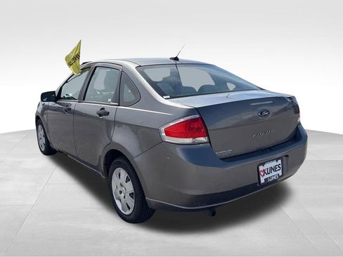 Used 2011 Ford Focus S FWD image 7