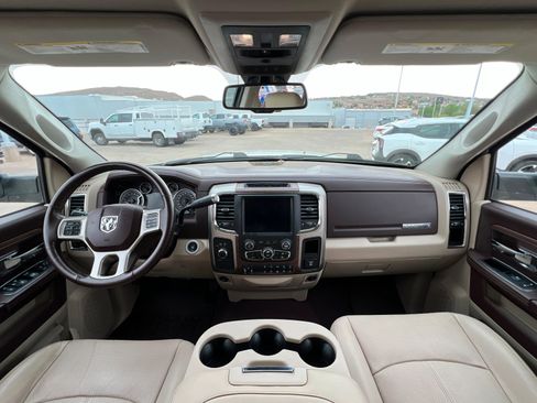 Used 2018 RAM 3500 Laramie AWD/4WD image 9