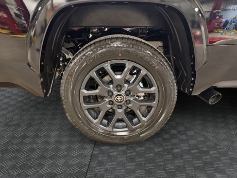 New 2026 Toyota Tundra Platinum AWD/4WD image 14