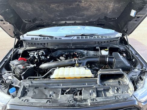 Used 2024 Ford F150 Platinum image 24