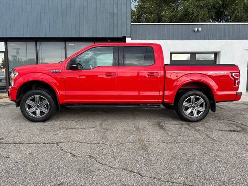 Used 2018 Ford F150 XLT w/ Equipment Group 302A Luxury AWD/4WD image 12
