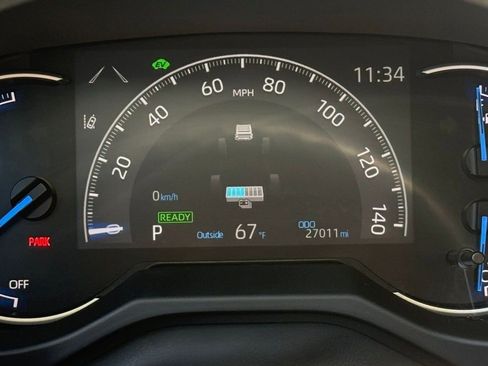 Used 2025 Toyota RAV4 LE image 40