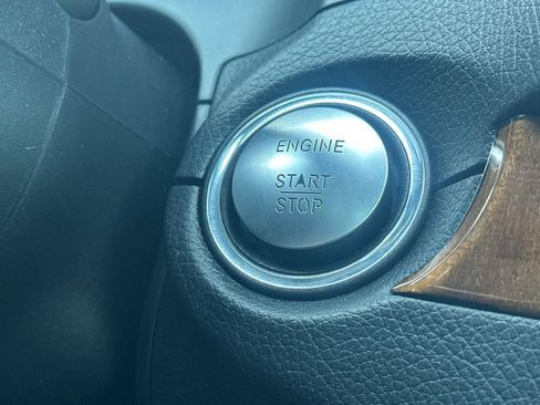 Used 2017 Mercedes-Benz E 400 Coupe image 25