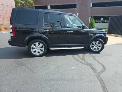 Used 2016 Land Rover LR4 HSE AWD/4WD image 2
