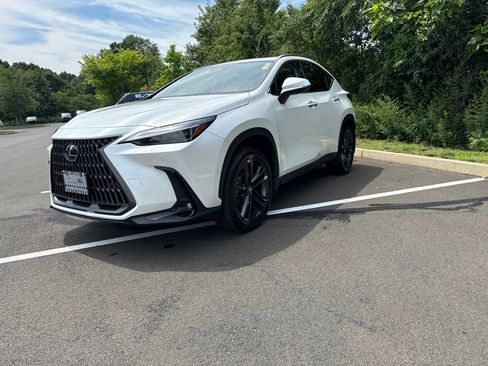 Used 2024 Lexus NX 450h+ AWD w/ Vision Package image 7