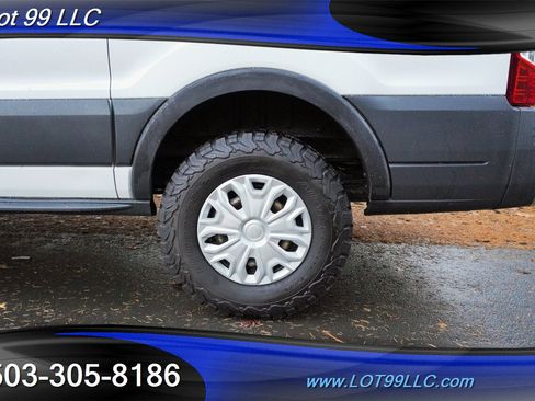 Used 2017 Ford Transit 150 XLT image 38