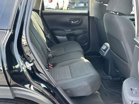 Certified 2025 Honda HR-V LX image 7