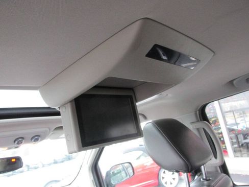 Used 2012 Nissan Pathfinder Silver w/ DVD Entertainment Pkg AWD/4WD image 14