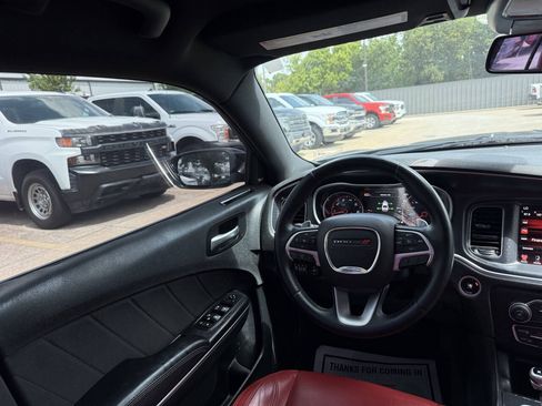 Used 2016 Dodge Charger R/T RWD image 19