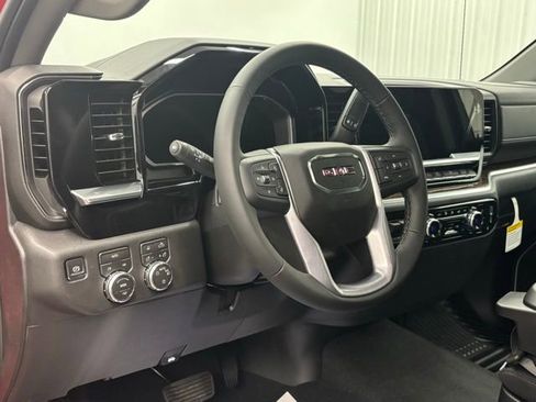 New 2026 GMC Sierra 1500 SLE w/ Preferred Package AWD/4WD image 14