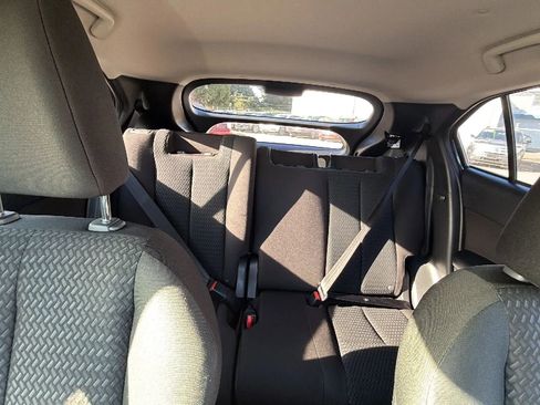 Used 2018 Mitsubishi Eclipse Cross ES FWD image 9