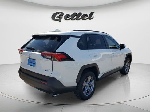 Certified 2025 Toyota RAV4 XLE w/ Convenience Package image 4