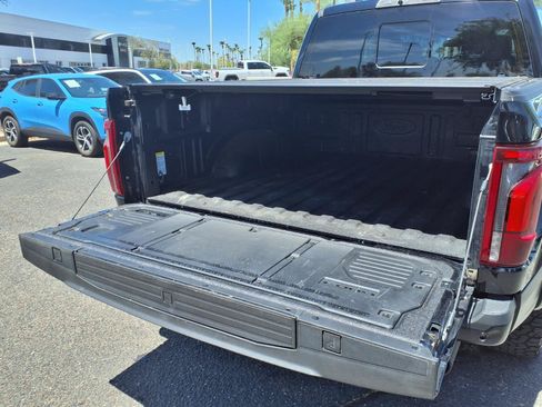 Used 2025 Ford F150 Raptor AWD/4WD image 7