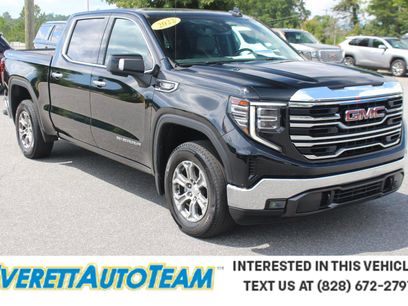 Used 2022 GMC Sierra 1500 SLT w/ SLT Convenience Package