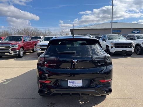 Used 2024 Buick Encore GX Avenir w/ Avenir Convenience Package FWD image 6