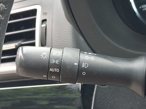 Used 2018 Subaru Forester 2.5i Limited AWD/4WD image 27