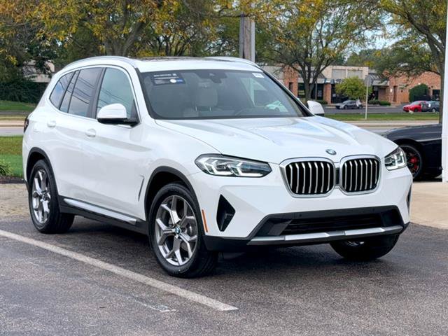 Used 2023 BMW X3 xDrive30i w/ Premium Package AWD/4WD image 1