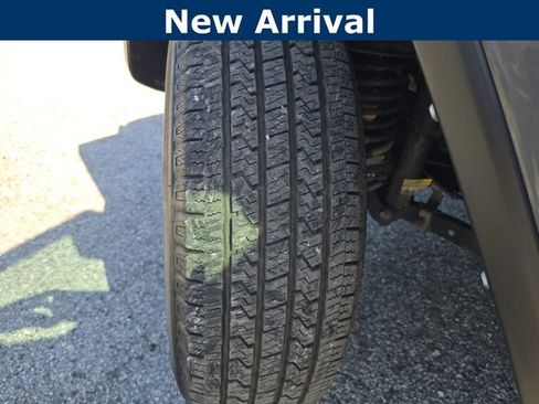 Used 2023 Jeep Gladiator Overland image 29