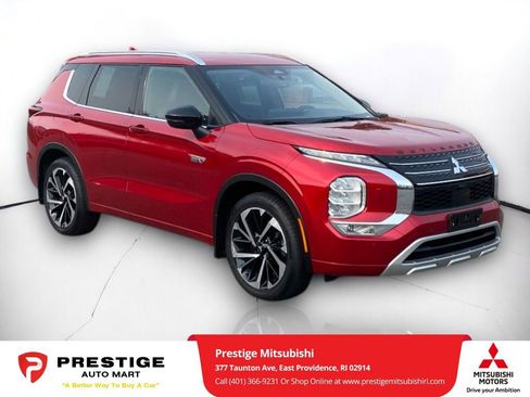 Used 2023 Mitsubishi Outlander SEL image 1