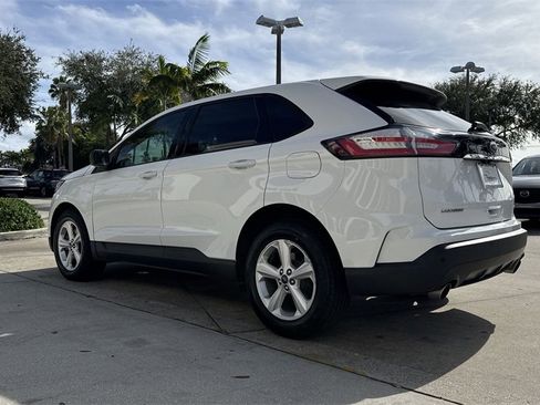 Used 2020 Ford Edge SE image 27