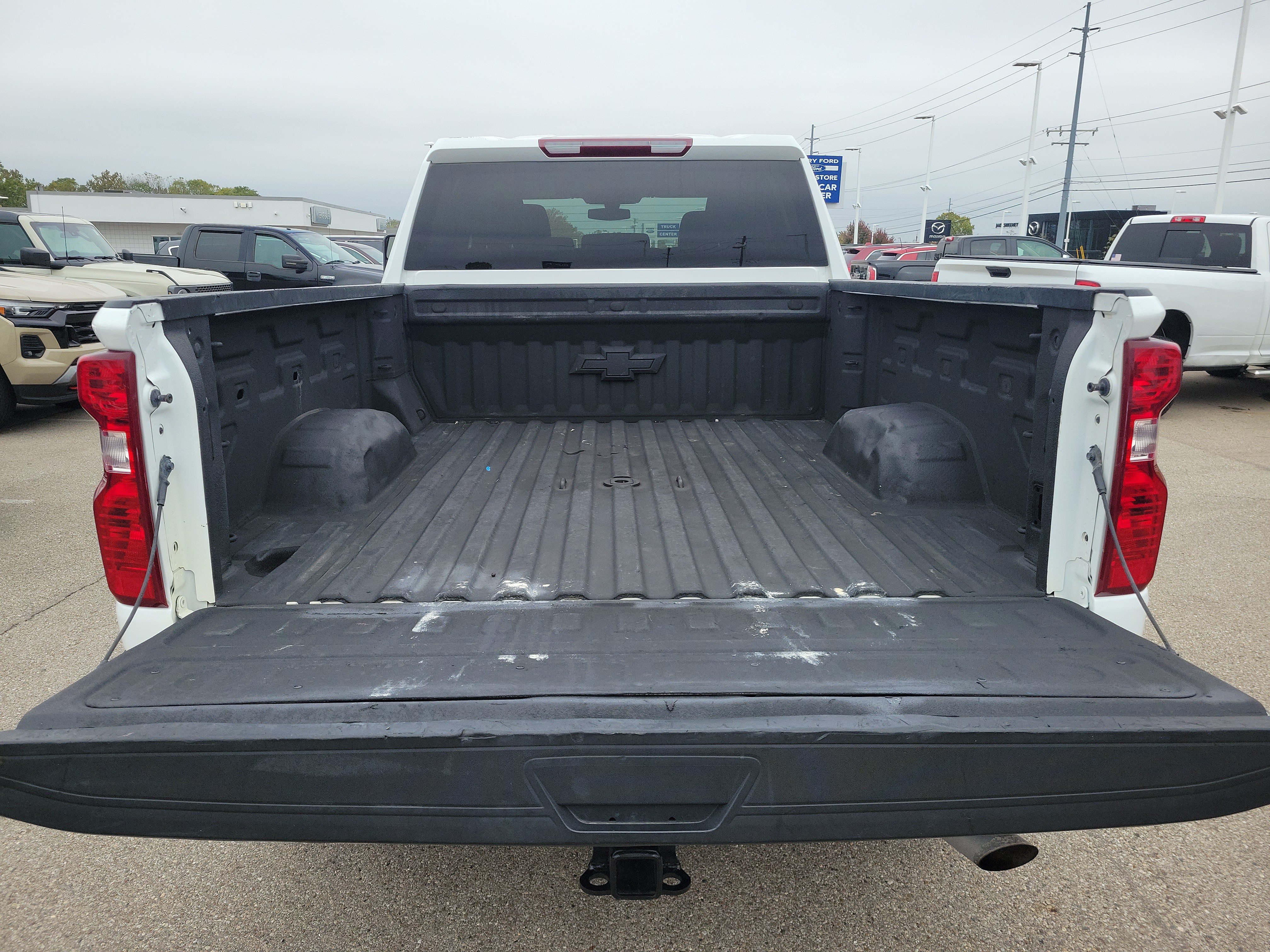 Used 2023 Chevrolet Silverado 2500 LT w/ Convenience Package AWD/4WD image 7