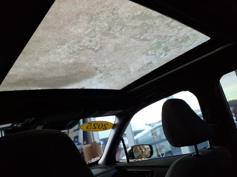 Certified 2025 Subaru Forester Premium image 14