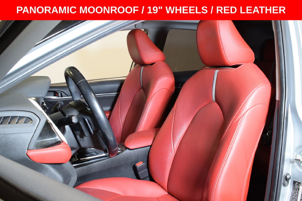 Used 2020 Toyota Camry XSE w/ Driver Assist Package FWD image 3