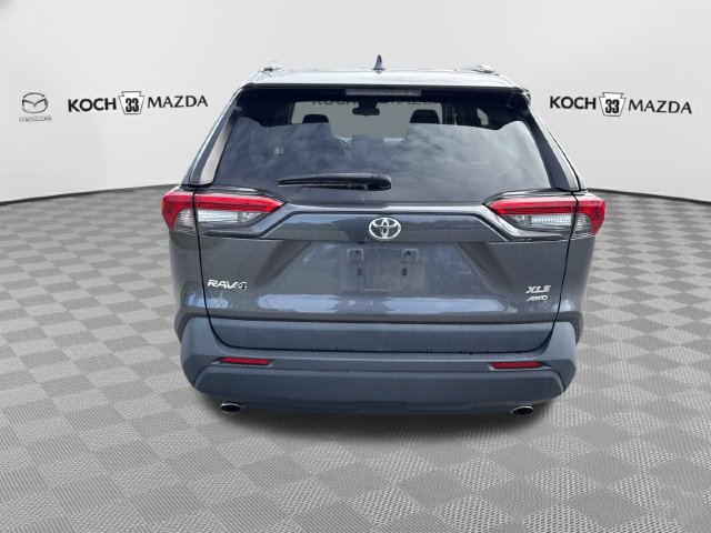 Used 2022 Toyota RAV4 XLE AWD/4WD image 6