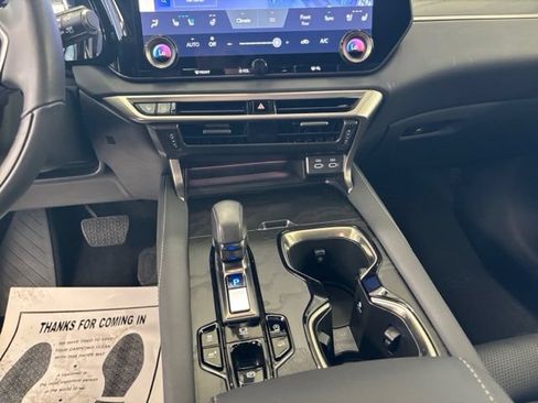 Used 2025 Lexus RX 350 AWD w/ Convenience Package image 20