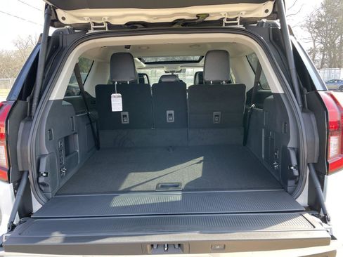 New 2026 Ford Expedition Max Platinum w/ Driver's Package image 49