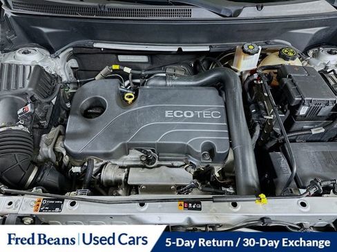 Used 2021 Chevrolet Equinox LT image 30
