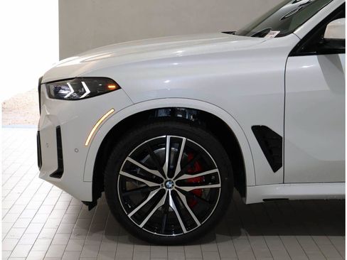 Used 2026 BMW X5 sDrive40i w/ M Sport Package RWD image 4
