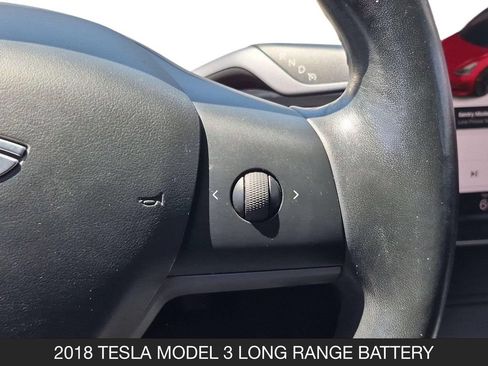 Used 2018 Tesla Model 3 Long Range RWD image 19