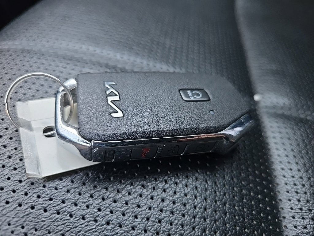 Certified 2022 Kia Telluride EX AWD/4WD image 6