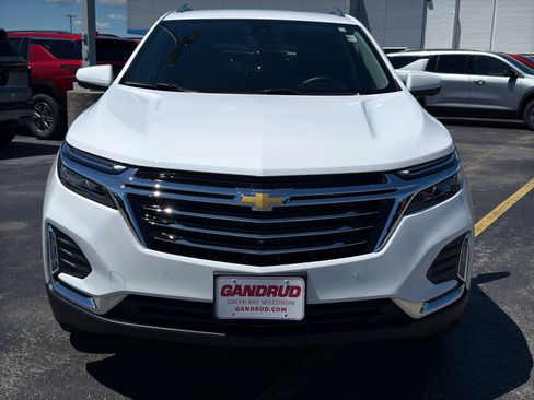 Certified 2024 Chevrolet Equinox Premier AWD/4WD image 3