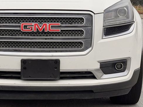 Used 2015 GMC Acadia SLT image 8